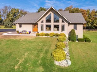 E7988 Schanke Rd, Rock Springs, WI 53961