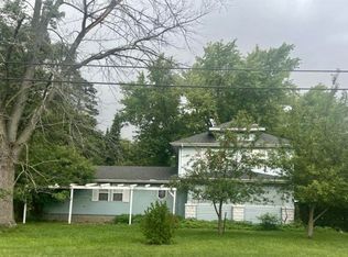 3929 32nd Ave, Moline, IL 61265