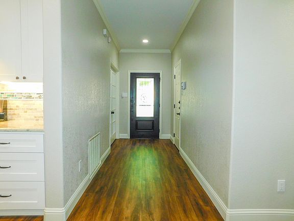 5th image of 4605 Dogwood Dr