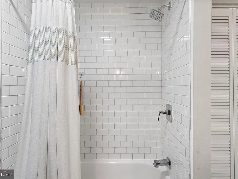 55 M St NW #202 — Photo 14