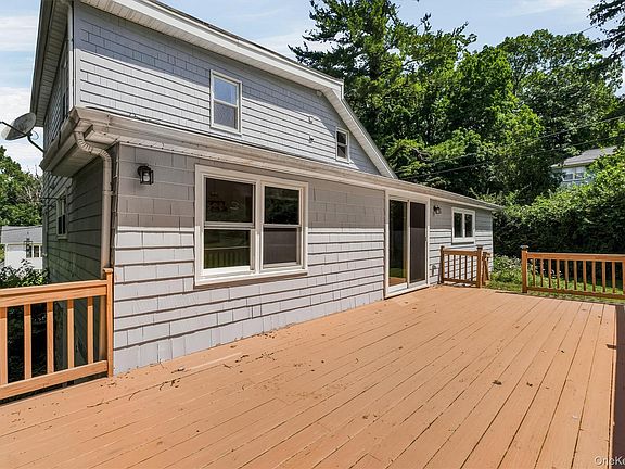 4th image of 55 Ridge Avenue