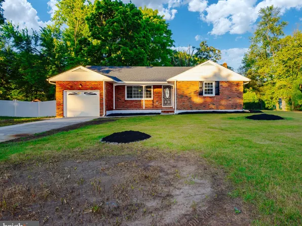 136 Maurer Ave, Laurel Springs, NJ 08021