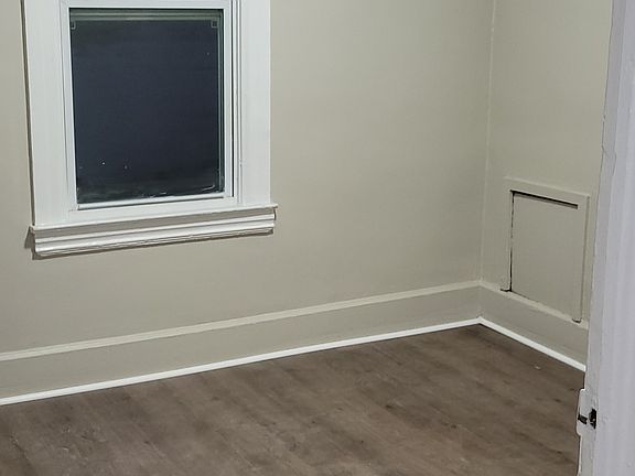 4th image of 11628 Lumpkin St #2