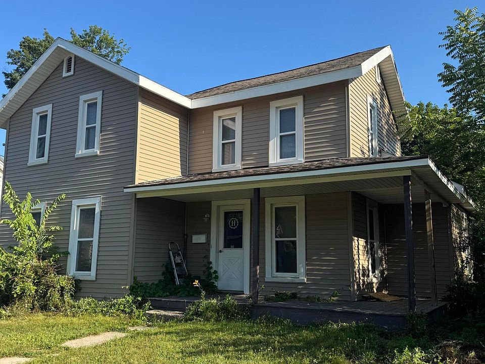 1st image of 142 Lafayette St