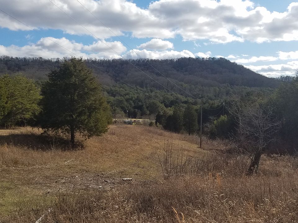 2nd image of 340 Lawson Rd