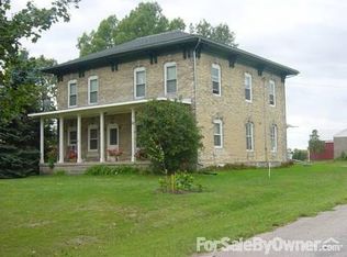 N5981 Cobb Rd, Elkhorn, WI 53121