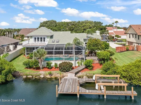 667 Loggerhead Island Dr, Satellite Beach, FL 32937