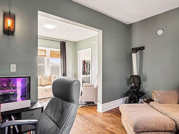 5th image of 550 Milwaukee Ave NW