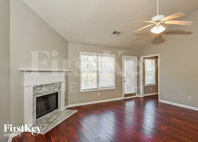 830 James Ridge Dr — Photo 3