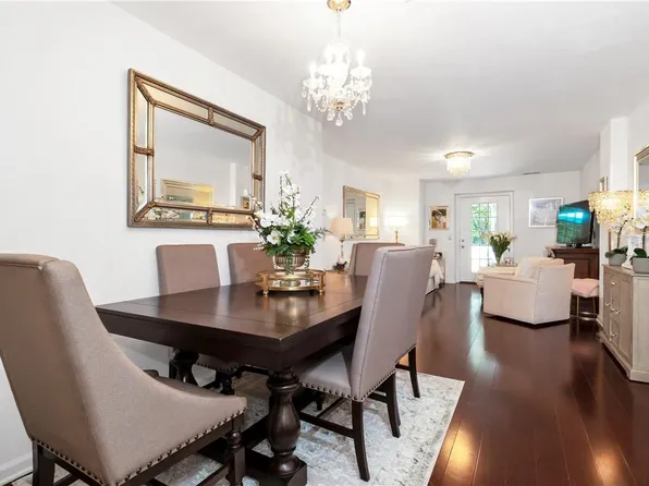 20 Whippoorwill Road E #2B, Armonk, NY 10504