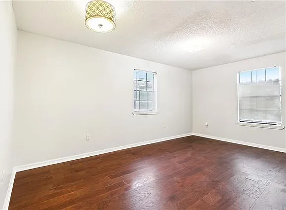 2 bed, 1.0 bath, 1000 sqft, $1,250 — Photo 3