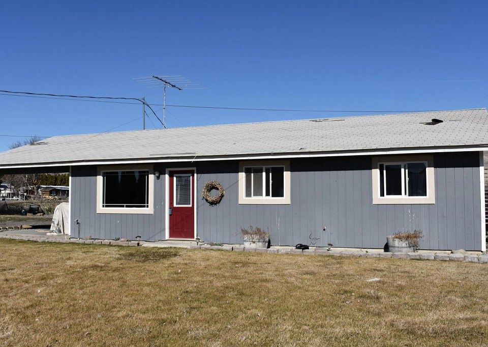 2nd image of 161 Rainier View Ln