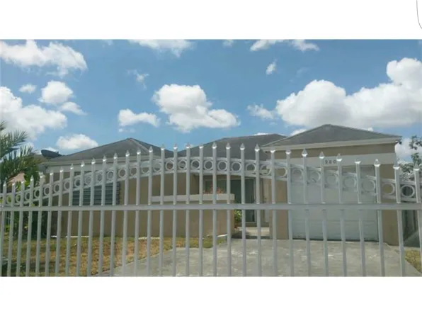 2980 NW 203rd Ter, Miami Gardens, FL 33056