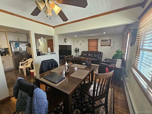 3rd image of 119-28 193RD STREET