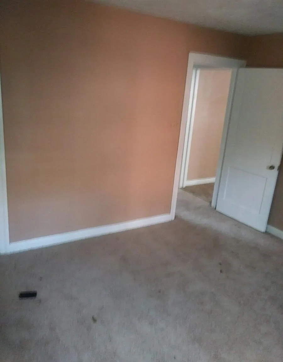 3 bed, 1200 sqft, $750 — Photo 4