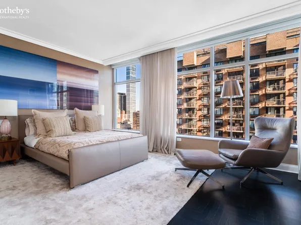 250 East 54th Street image 10 of 21