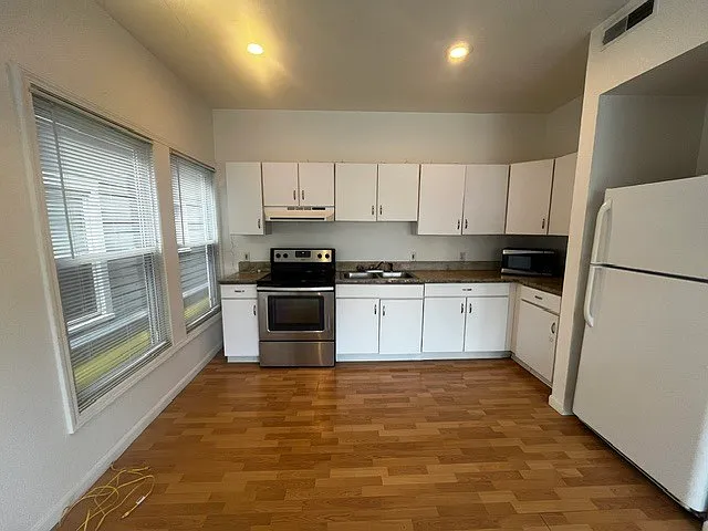 795 Elmwood Ave — Photo 1