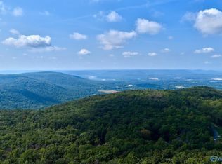 Wade Point Rd SE, Huntsville, AL 35803