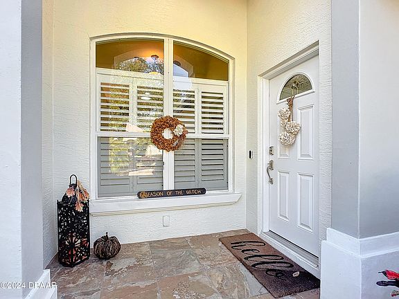 3rd image of 1446 Carlow Cir