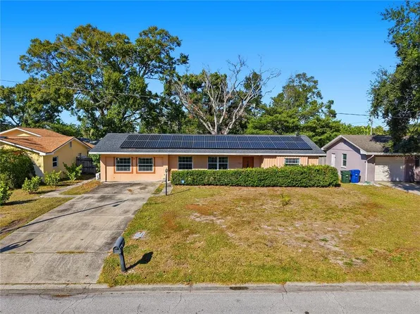 940 Orange View Dr, Largo, FL 33778