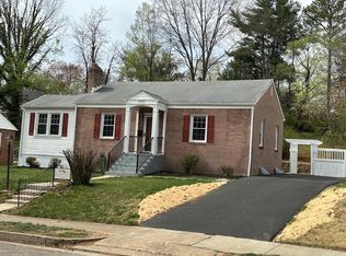 1917 Carlton Rd SW, Roanoke, VA 24015