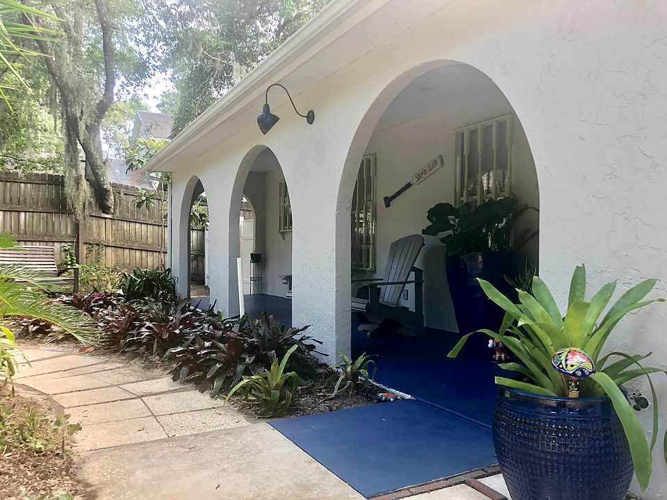 1st image of 407 Ocean Dr