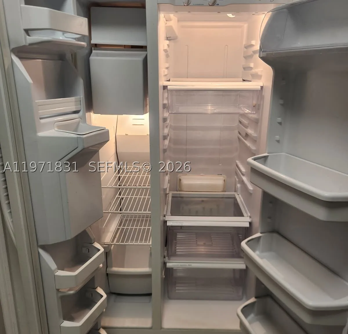 2 bed, 2.0 bath, 822 sqft, $1,790 — Photo 4