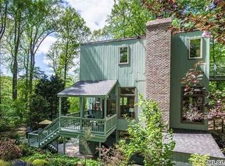 58 Kaintuck Ln, Locust Valley, NY 11560