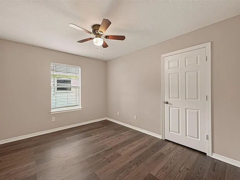 25202 Clover Ranch Dr — Photo 24