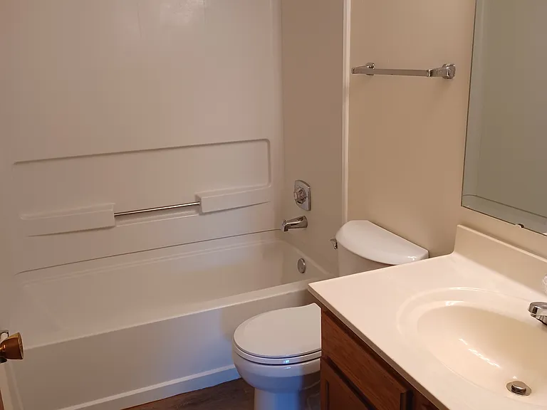 2542 Creve Coeur Mill Rd #7 — Photo 15