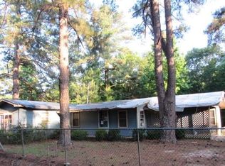 2062 Pine Rd, Leesville, LA 71446