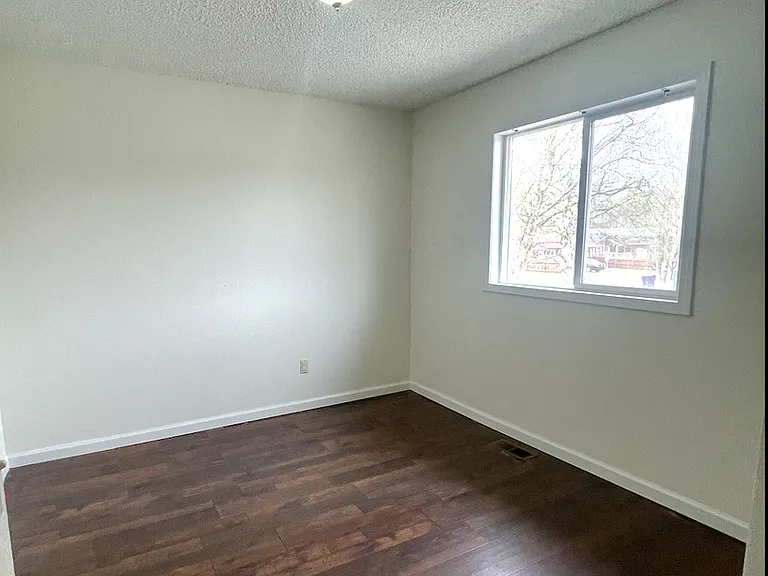 507 N Bailey St — Photo 9