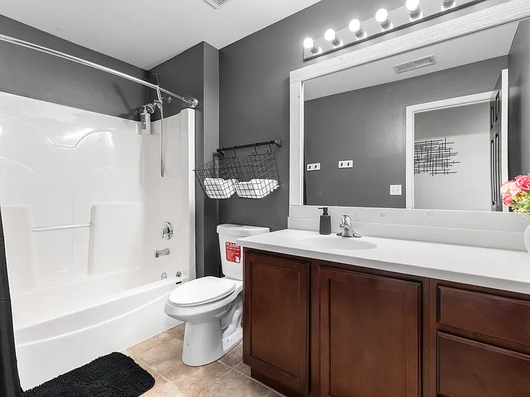 260 Longview Dr — Photo 38