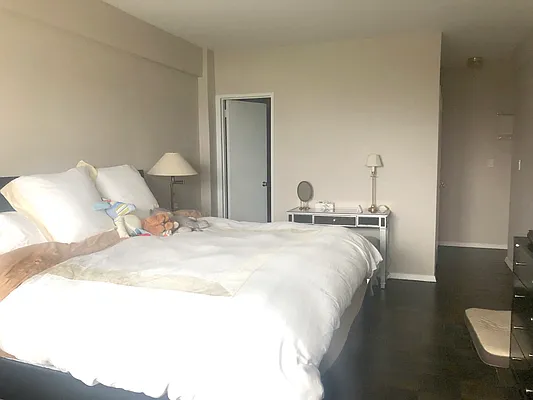 Rented by Compass | media 39