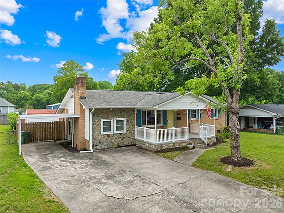 2nd image of 205 Gaddis Dr