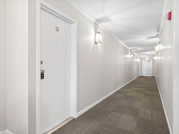 4th image of 612 Madison St APT 5