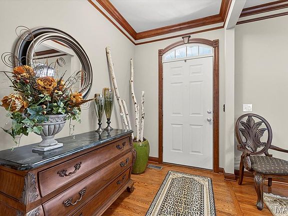 5th image of 5120 Butler Hill Ct