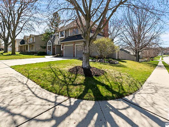 3rd image of 4806 Lakeside Dr