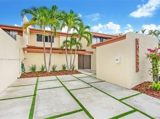 10421 SW 76th St #104, Miami, FL 33173