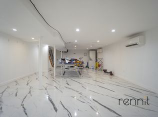 195 Palmetto St #1, Brooklyn, NY 11221