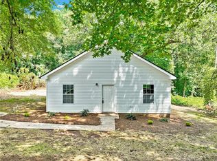 2236 Old Scenic Dr, Villa Rica, GA 30180