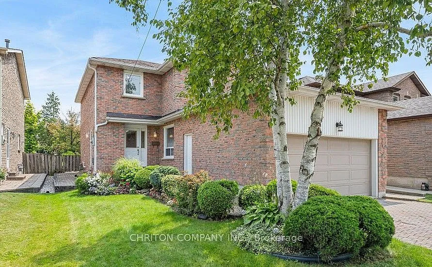 5 bed, $4,900 — Photo 1