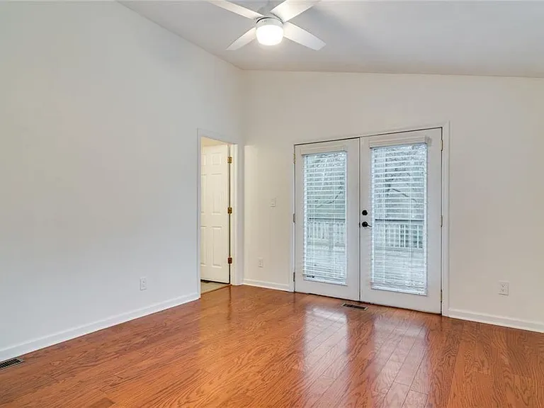 1756 Dresden Dr NE — Photo 23
