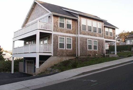 1st image of 580 SW Ebb Ave