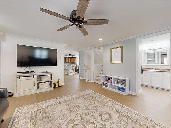 3rd image of 7196 Rapids Rd
