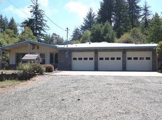 93576 Geneva Ln, North Bend, OR 97459