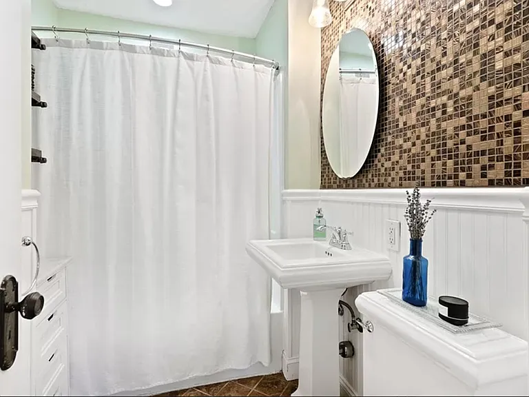 22 Fairfax St #1 — Photo 11