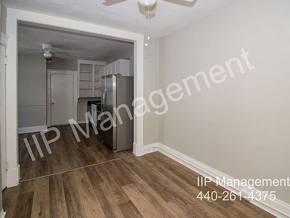 4th image of 1609 Lakewood Ave APT 6
