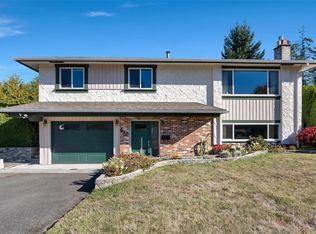 610 Vanalman Ave, Saanich, BC V8Z 6A6