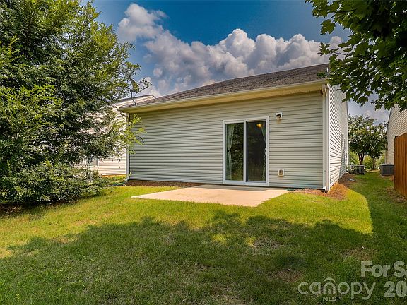 4th image of 5061 Newport Lakes Dr #11